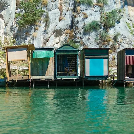 Lägenhet In With Sea View, Terrace, Air Conditioning, Washing Machine Duće