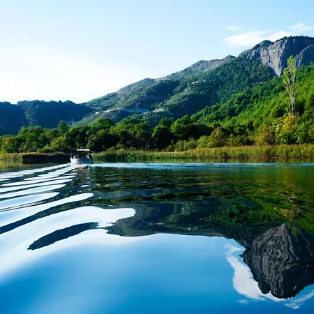 In With Sea View, Terrace, Air Conditioning, Washing Machine Lägenhet